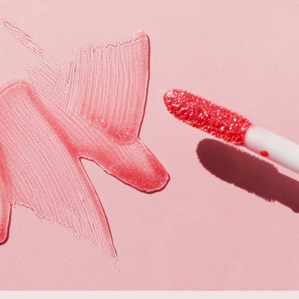 Hydrating lip gloss balm